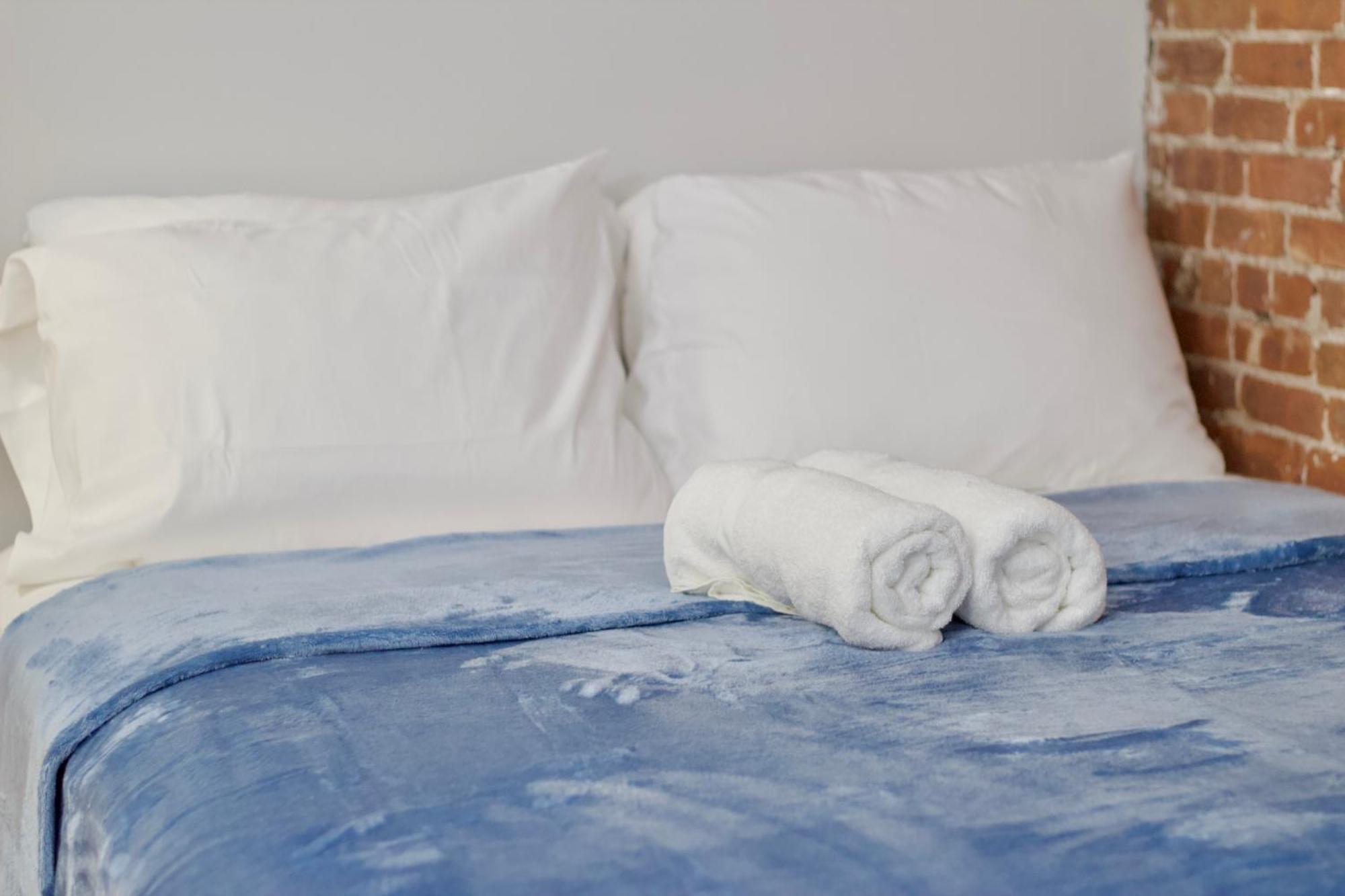 Aparthotel One Block Away From Times Square! New York