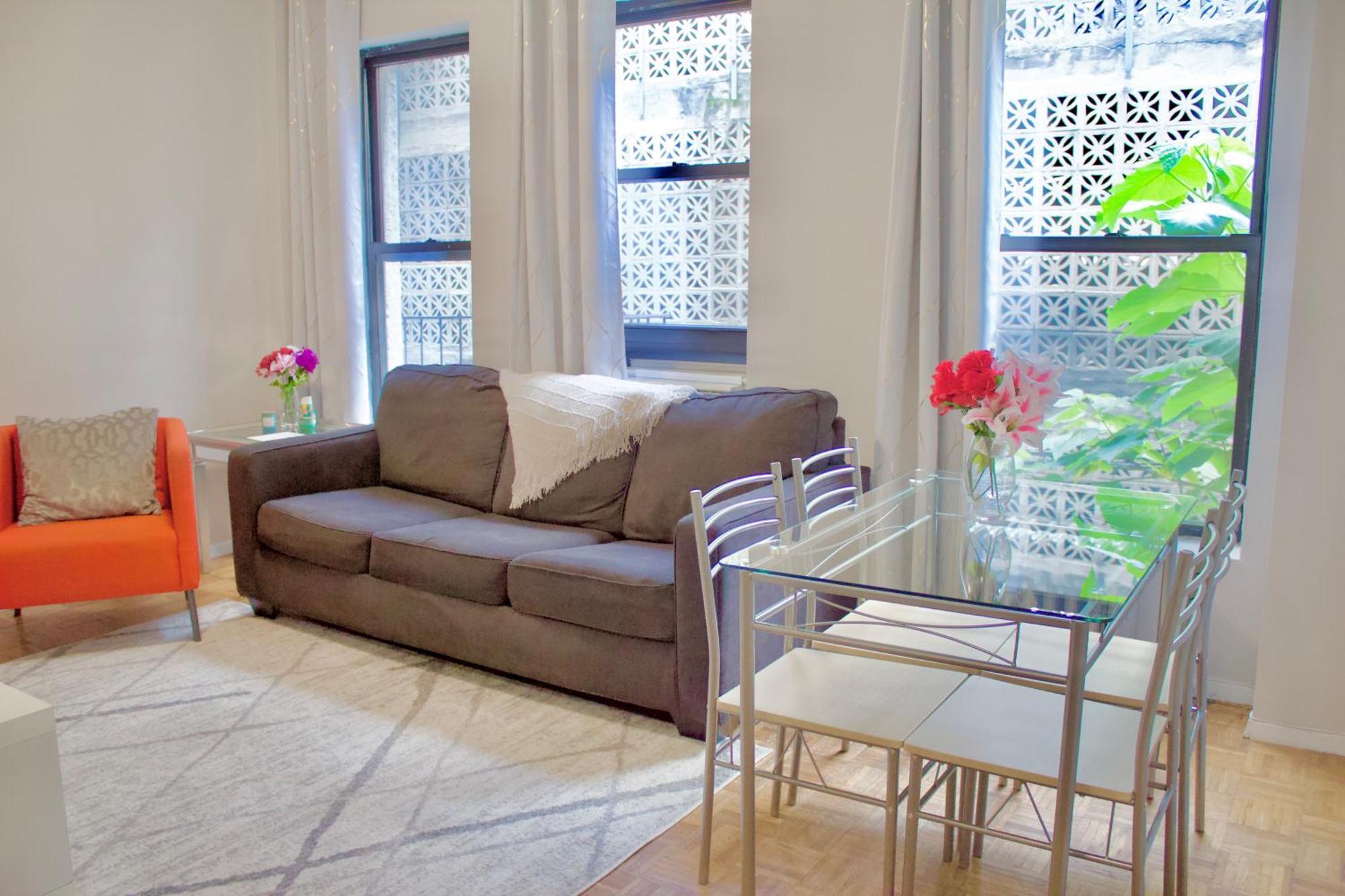 One Block Away From Times Square! Aparthotel *